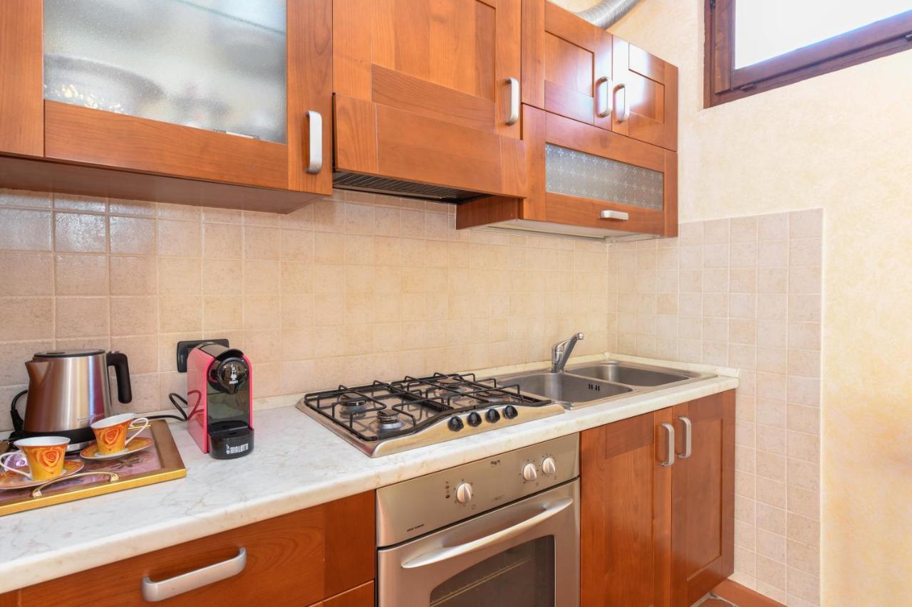 Prestige Apartment 시르미오네 외부 사진